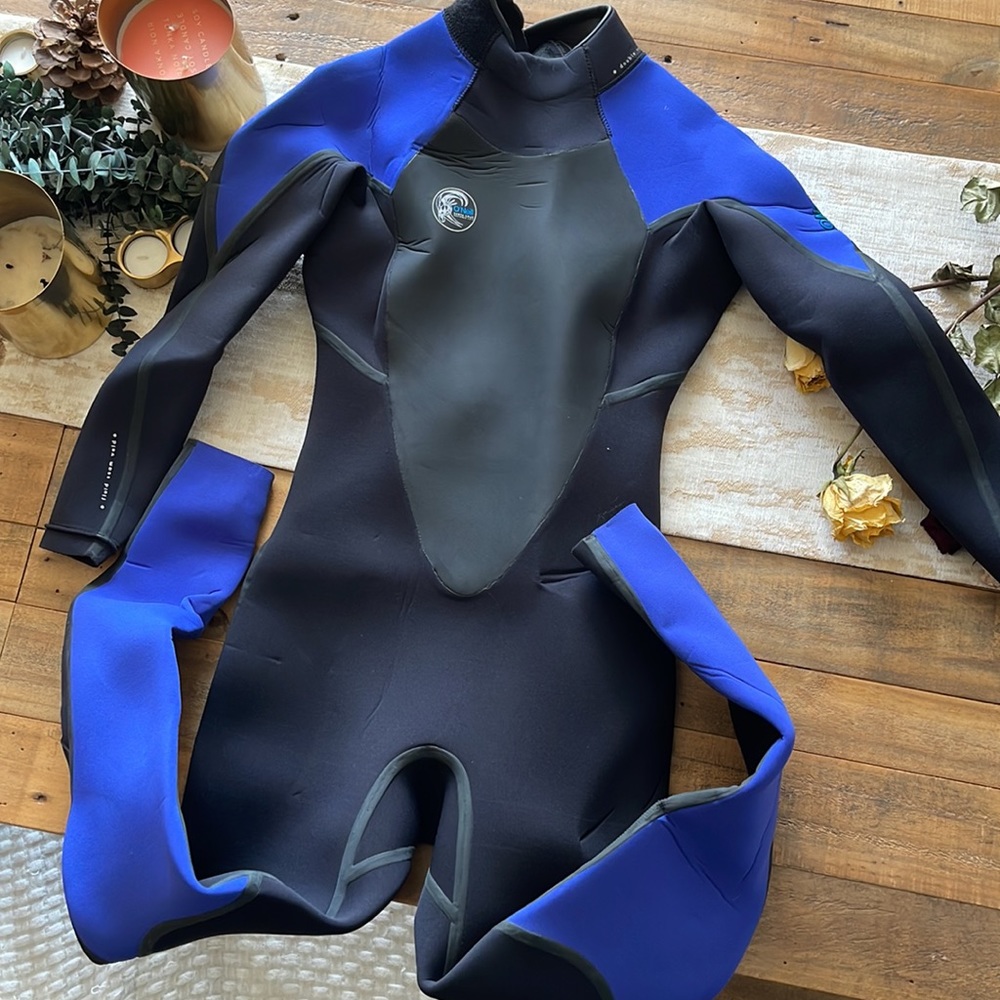 O’NEILL Wetsuit. Women. Size 4. Firewall. Deluxe. Blue/Black.